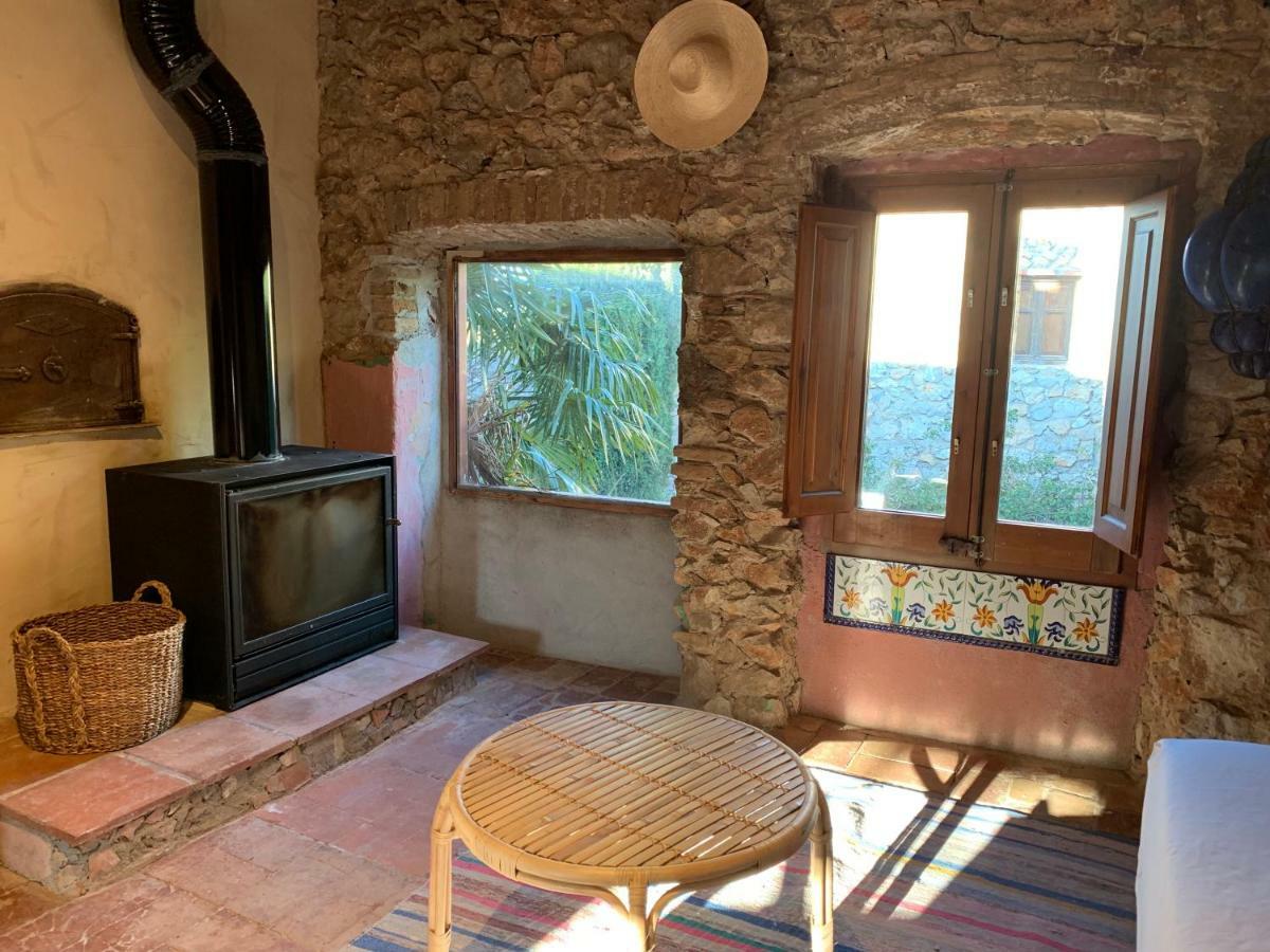 Santa Caterina - Dog Friendly With Garden Villa Sobrestany Bagian luar foto
